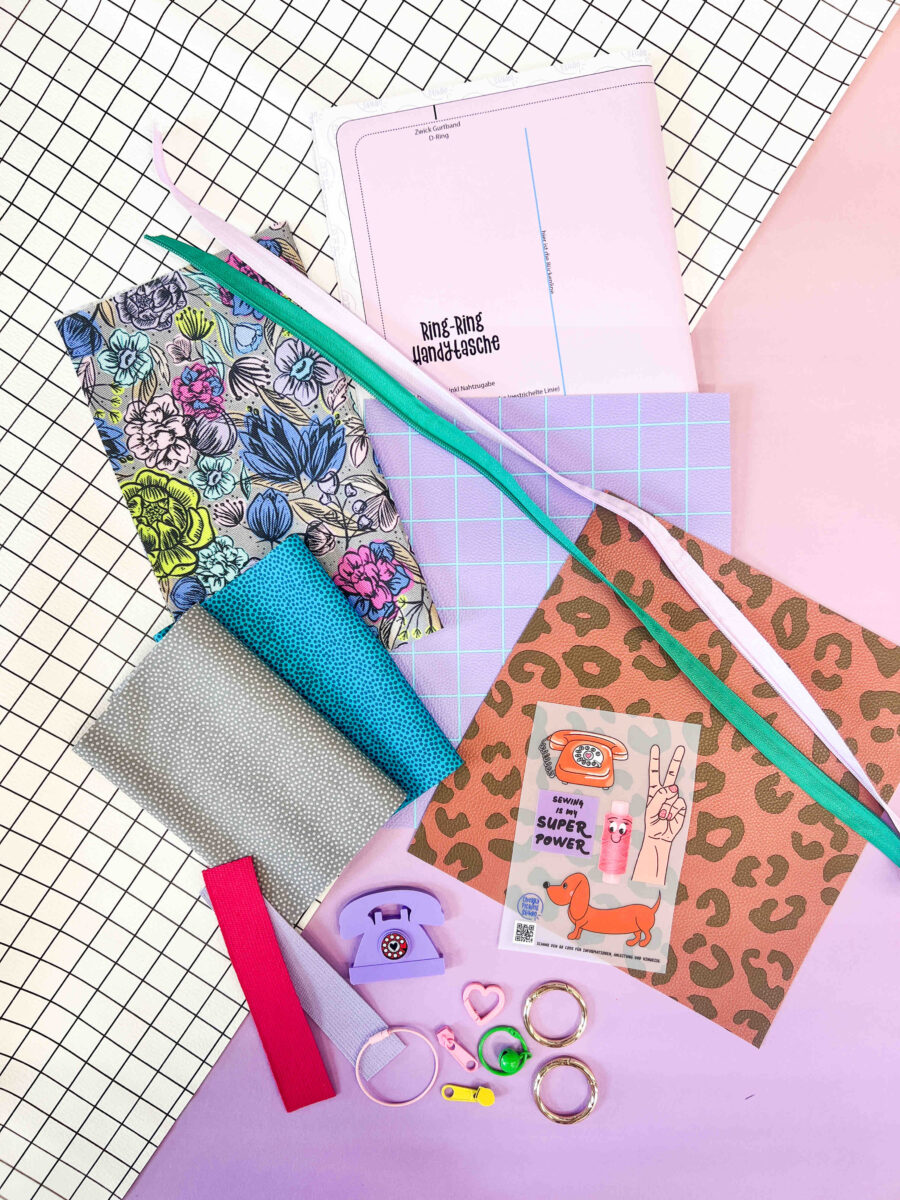 COOL - DIY Nähset „Ring Ring Handytasche“ – Tasche mit Karabinerringen nähen | Komplettset Limited Edition