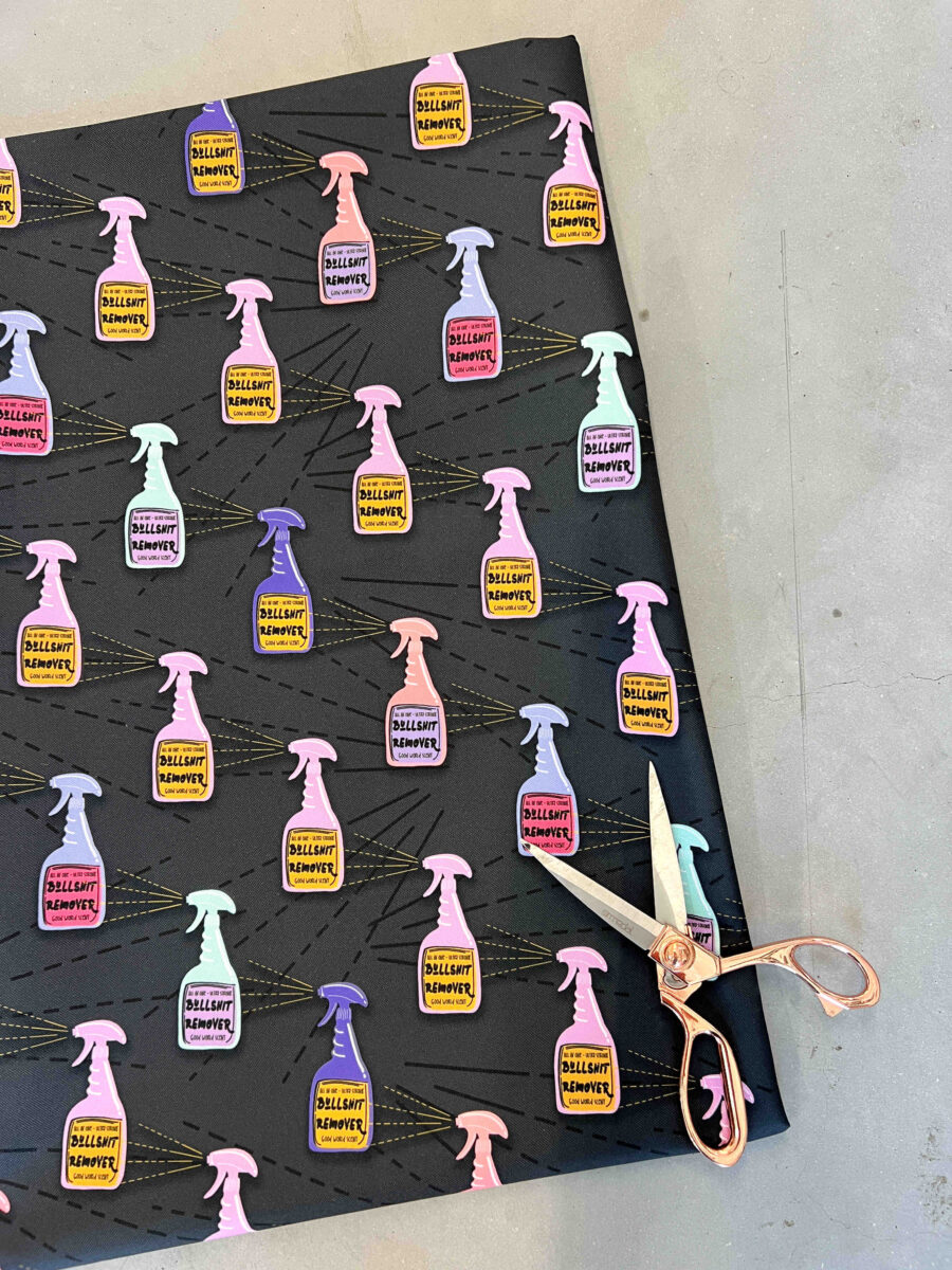 Stoff Bulllshit schwarz